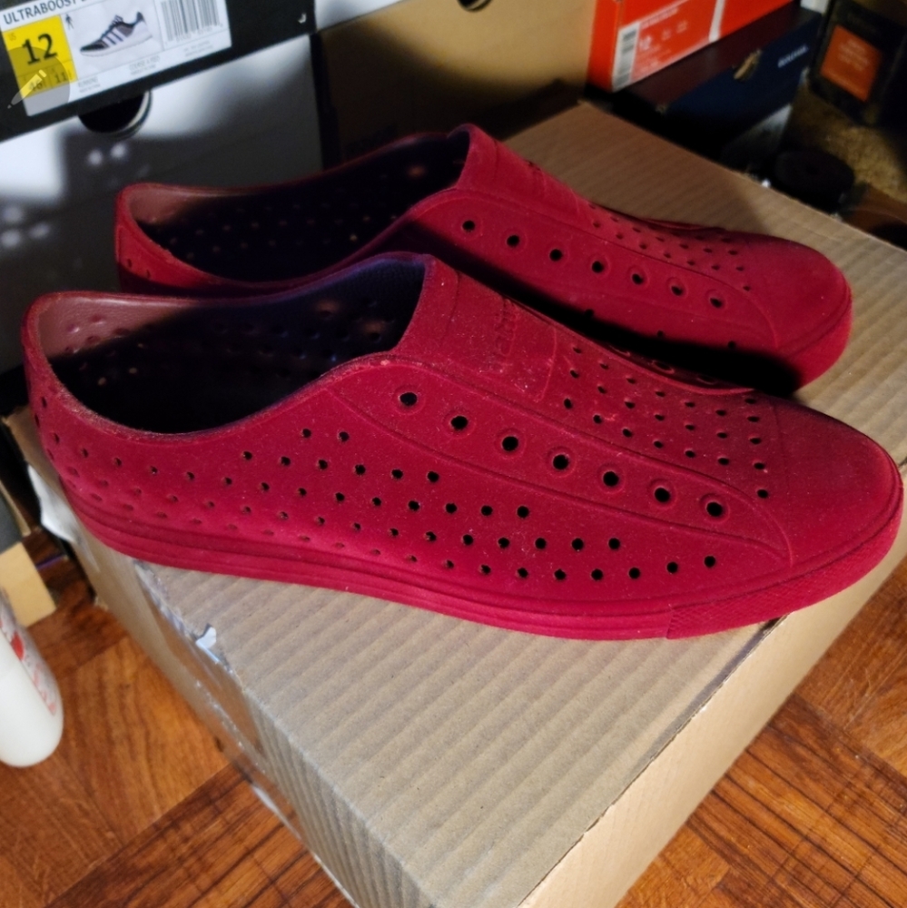 Native Jefferson Cordova Red